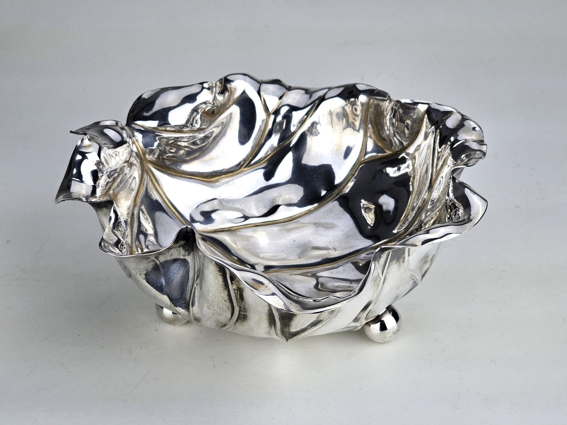 silver centrepiece bowl