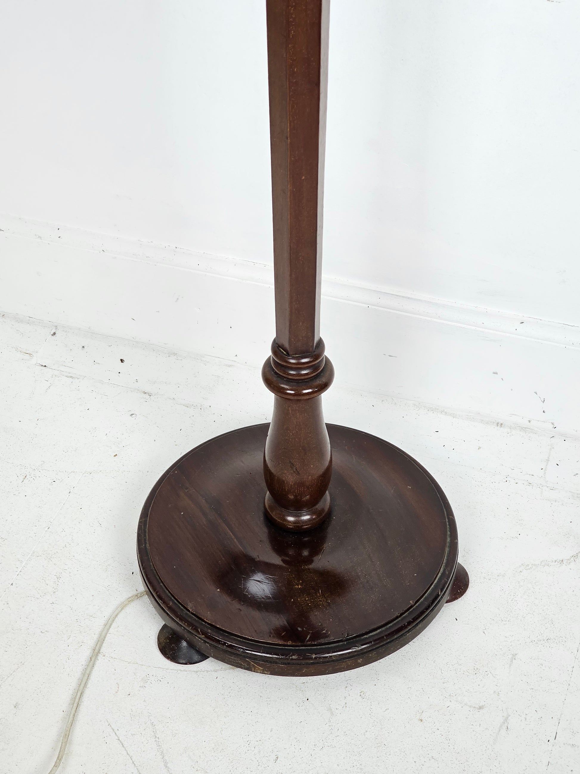 Art deco lamp