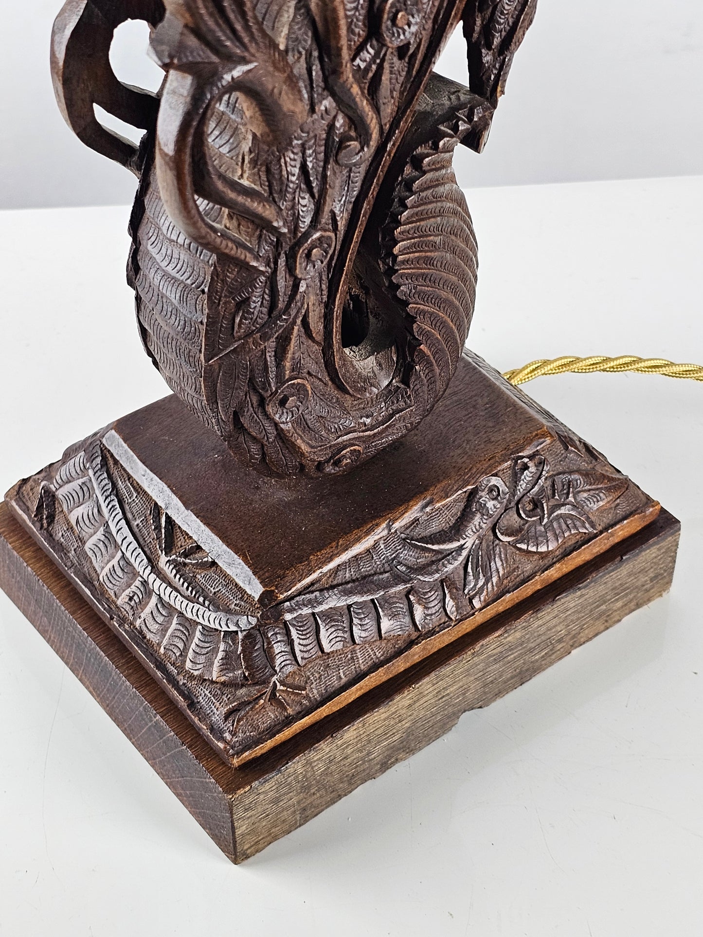 Carved Shenlong Dragon Table Lamp