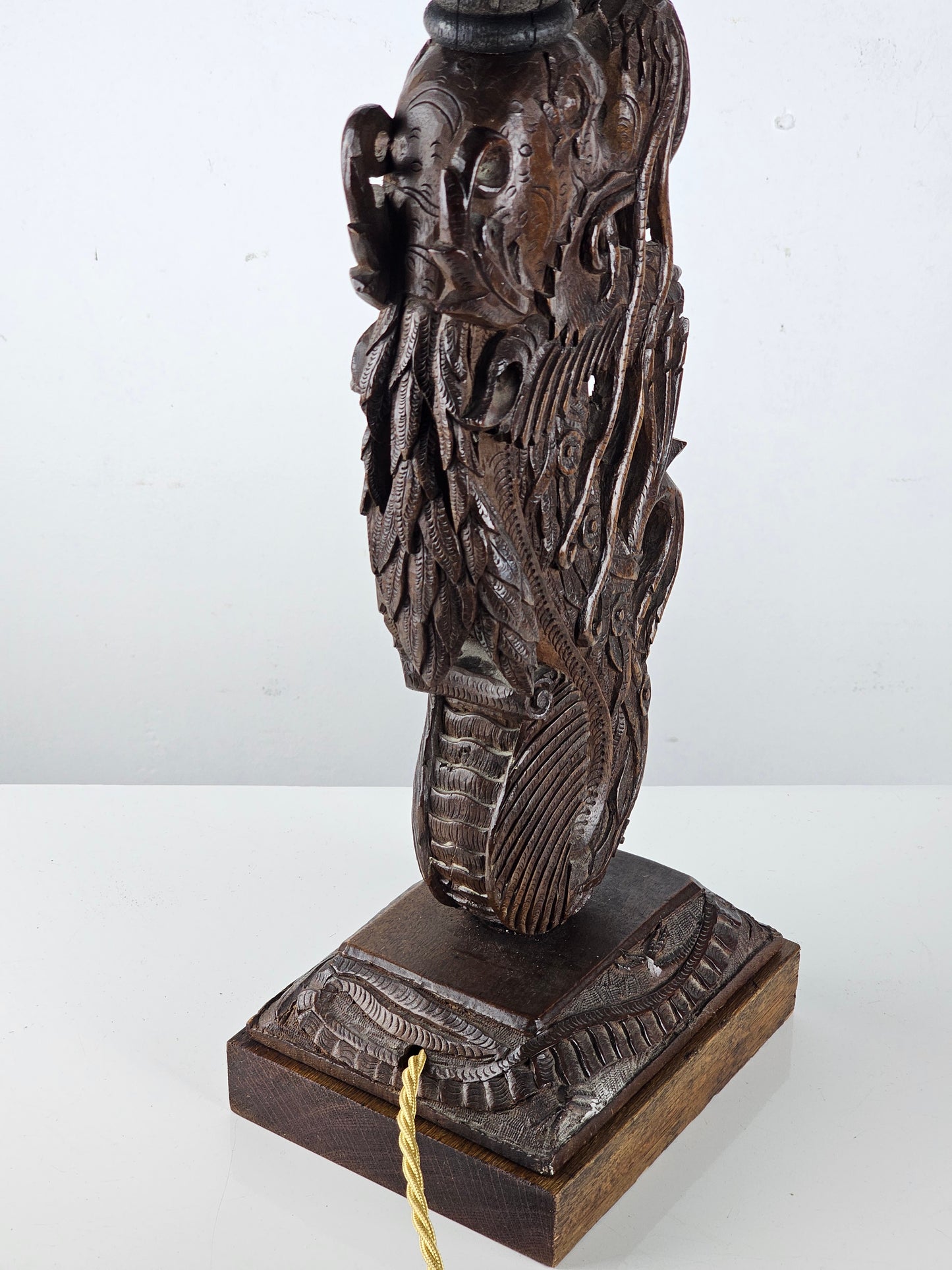 Carved Shenlong Dragon Table Lamp