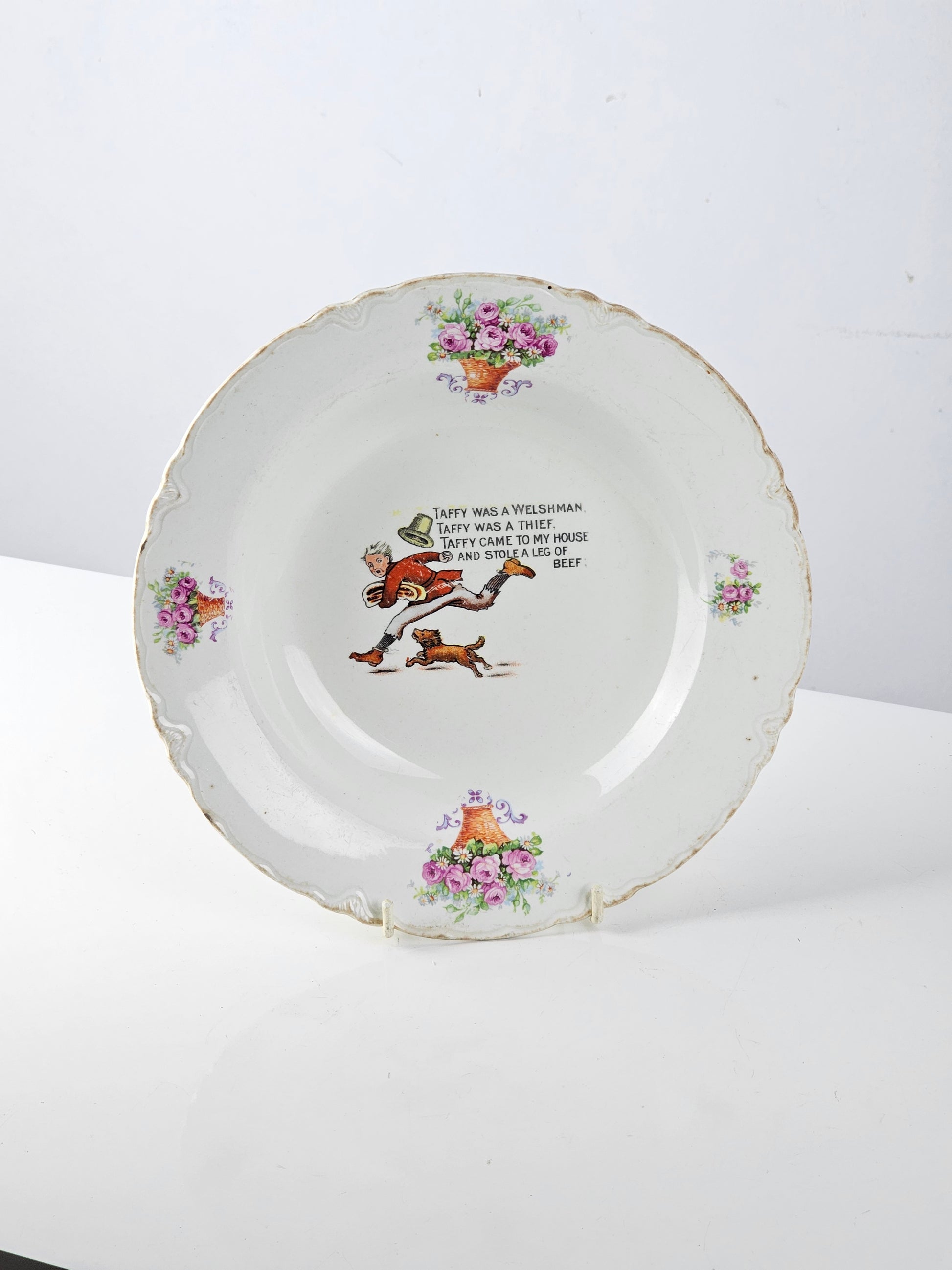 Meakin pottery bowl Taffy was a Welshman