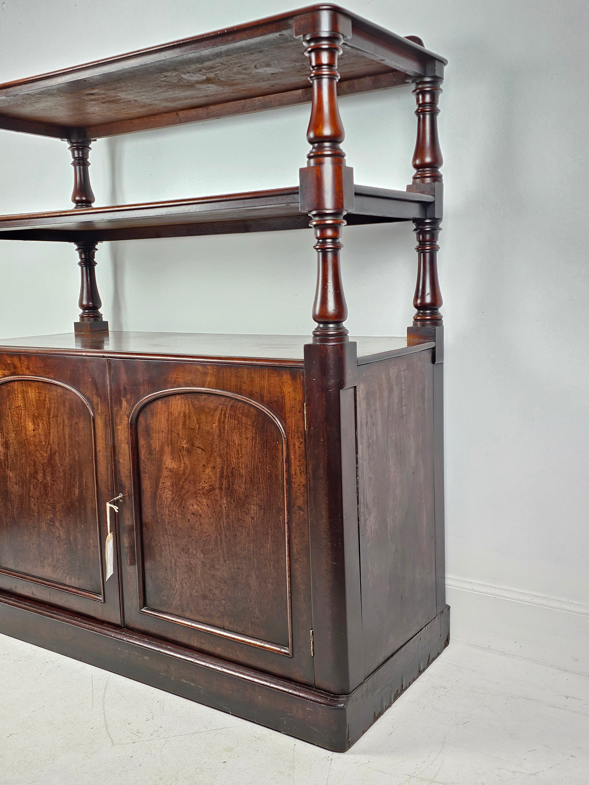 sideboard