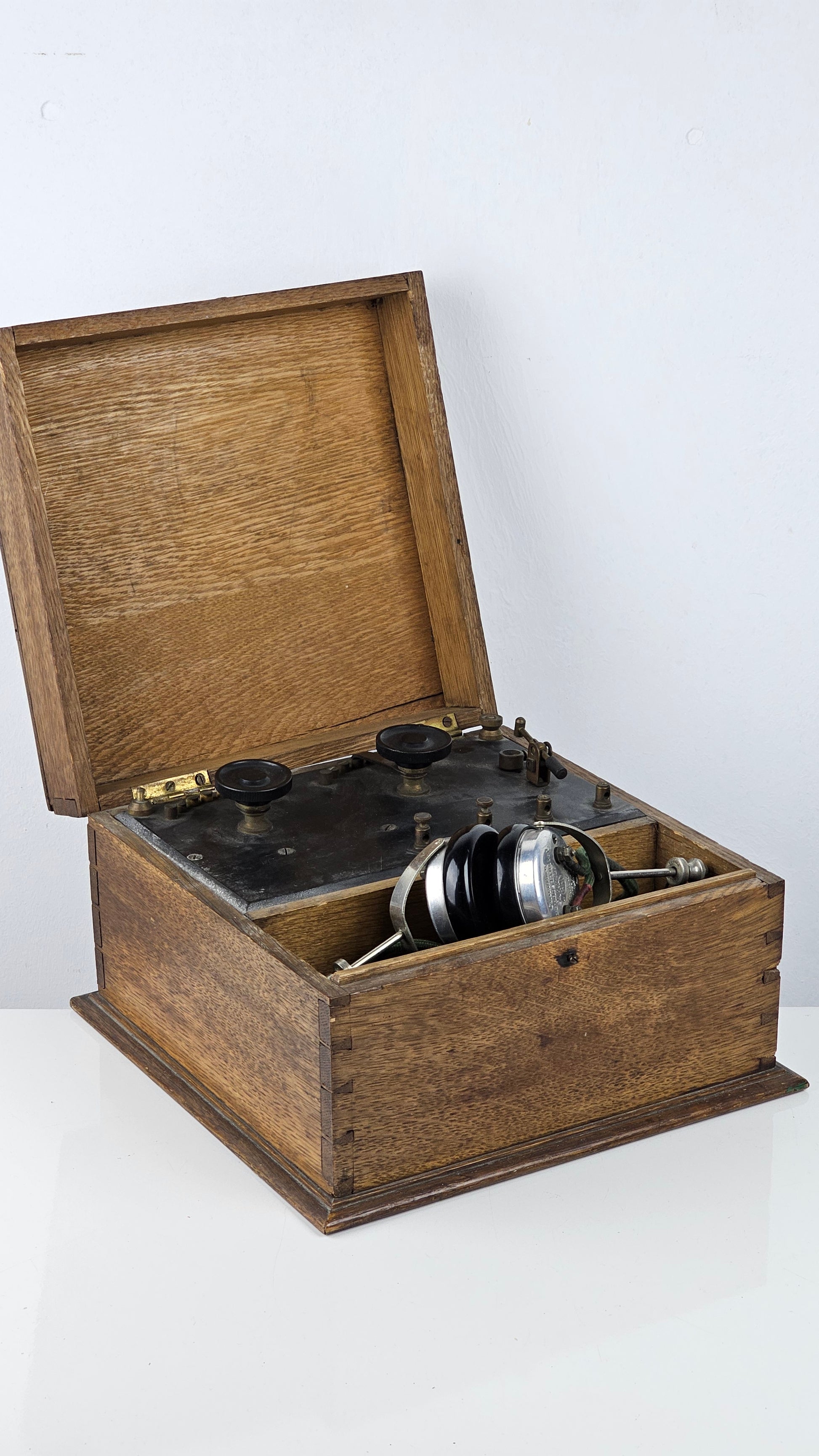 vintage crystal radio set