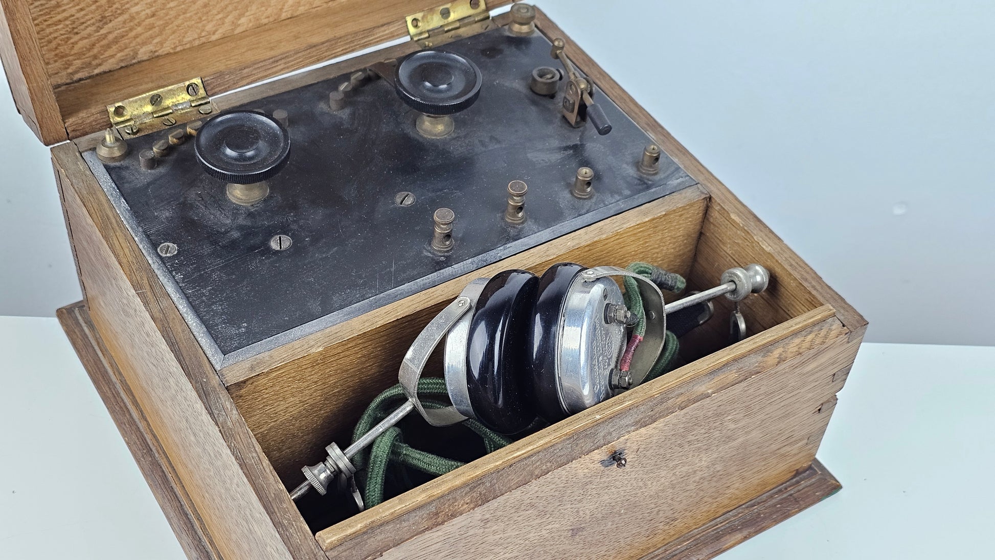 antique crystal radio set