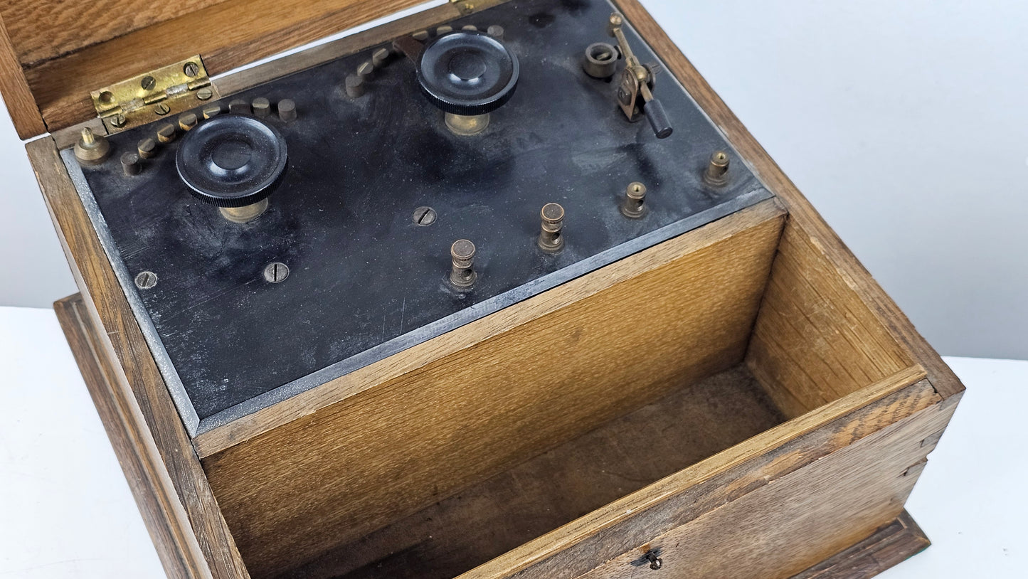 Vintage Boxed Crystal Radio Set