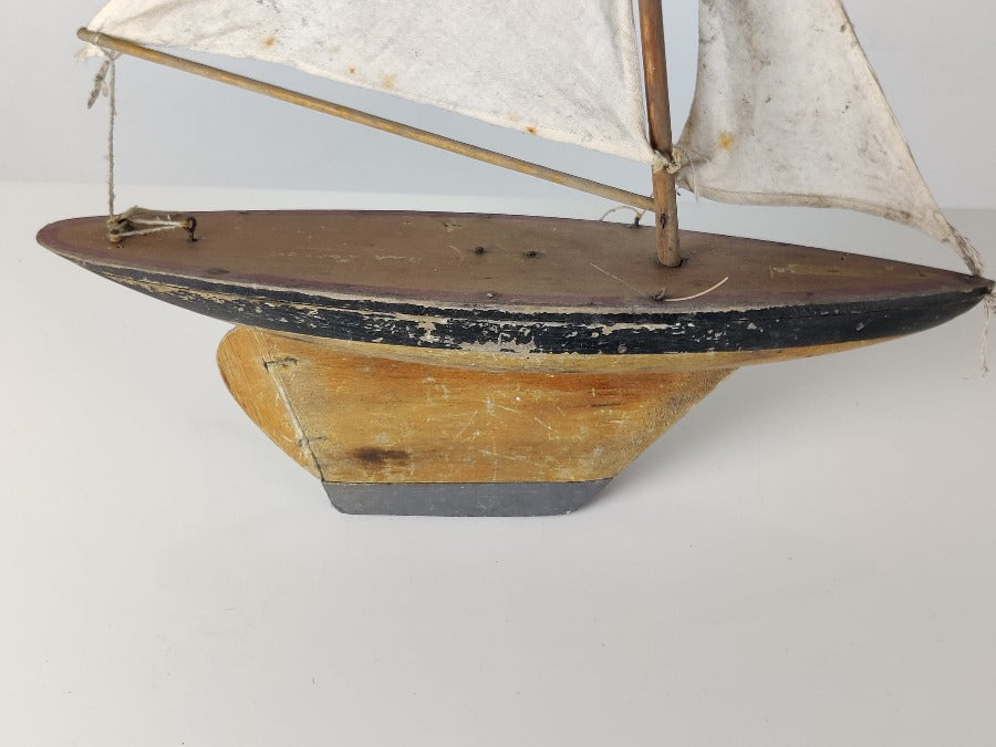 1930's pond yacht