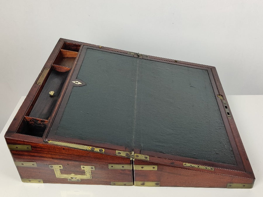 Georgian writing slope