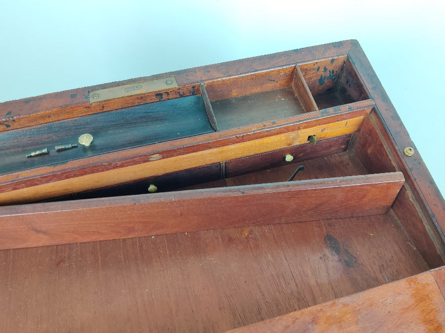 Military Campaign Writing Box/Slope