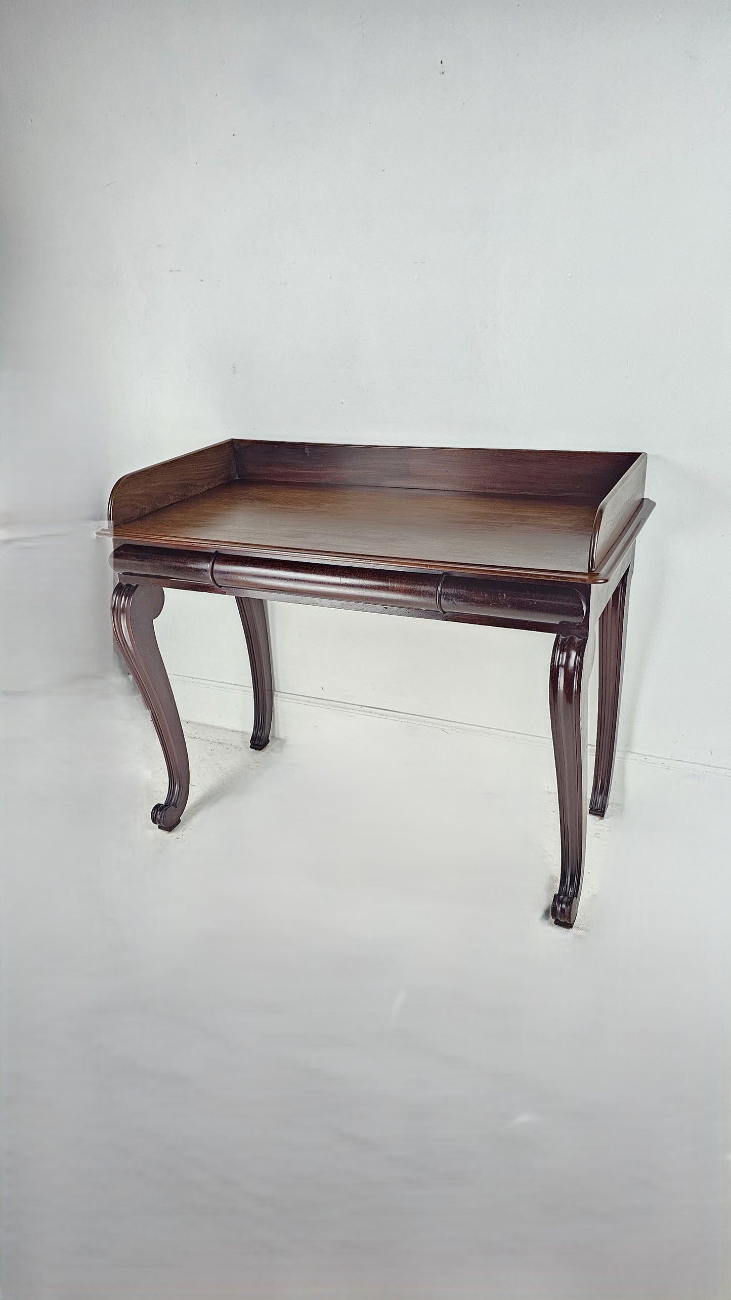 antique serving table