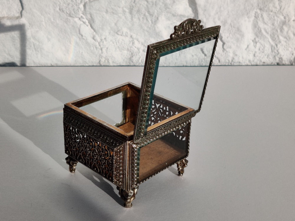 Trinket/Casket Box - French