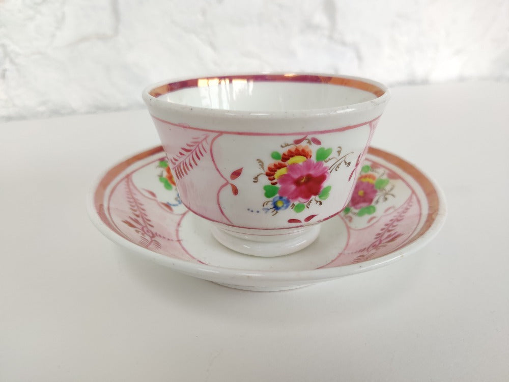 Tea Bowl & Saucer - Lustre