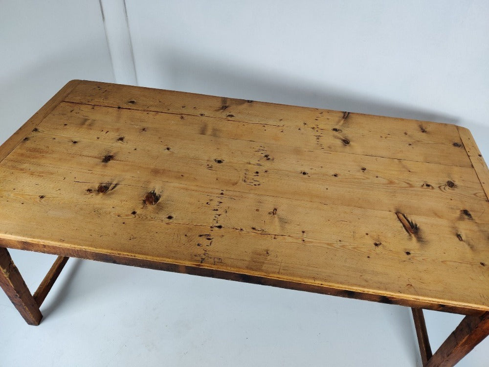 Kitchen Table - Scrubbed Top