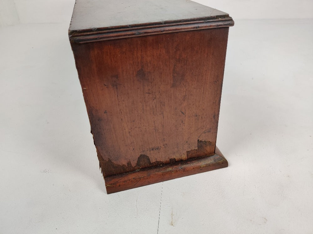 Shop Counter set of Drawers