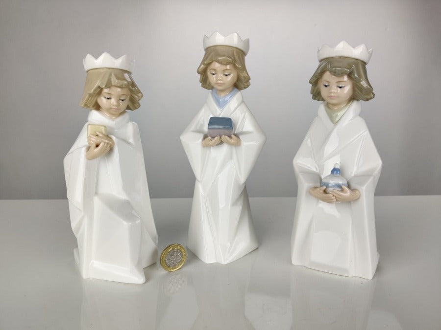 porcelain figurines