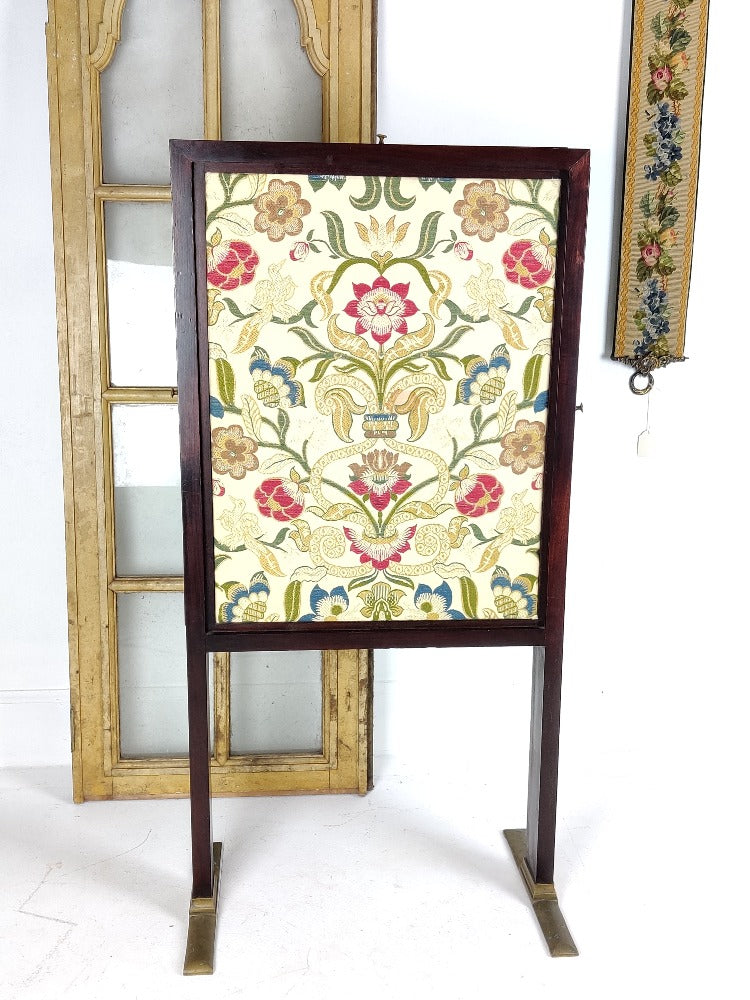 Vintage Screen
