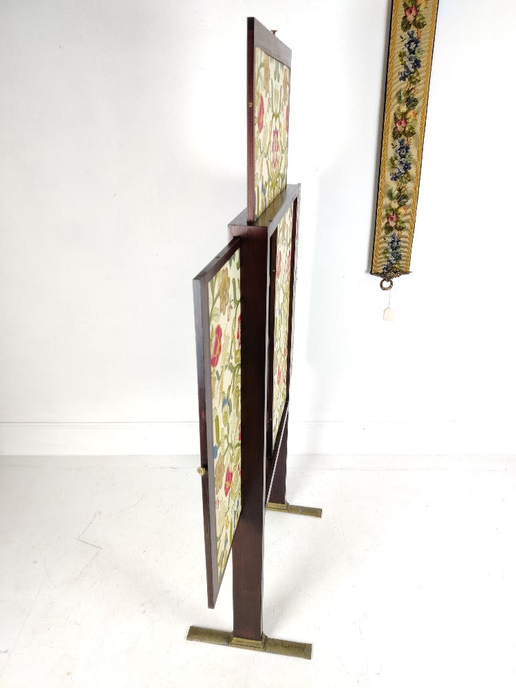 Vintage Screen