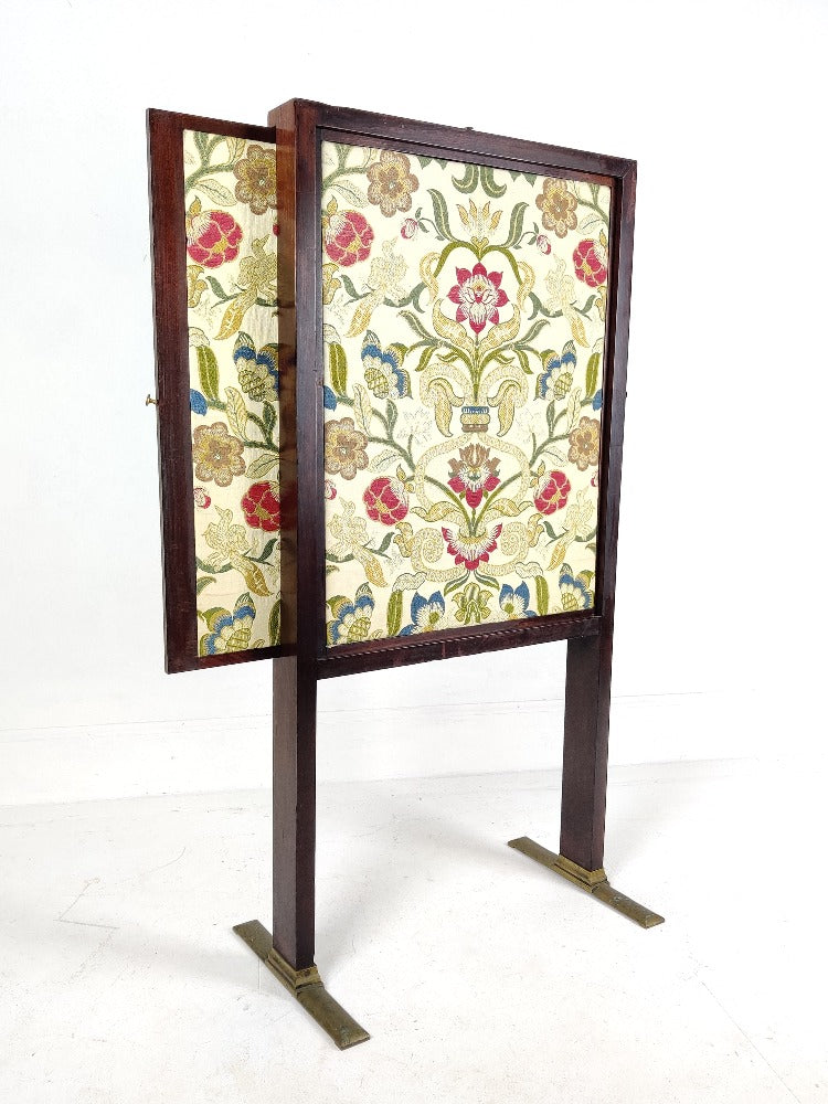 Dressing Screen