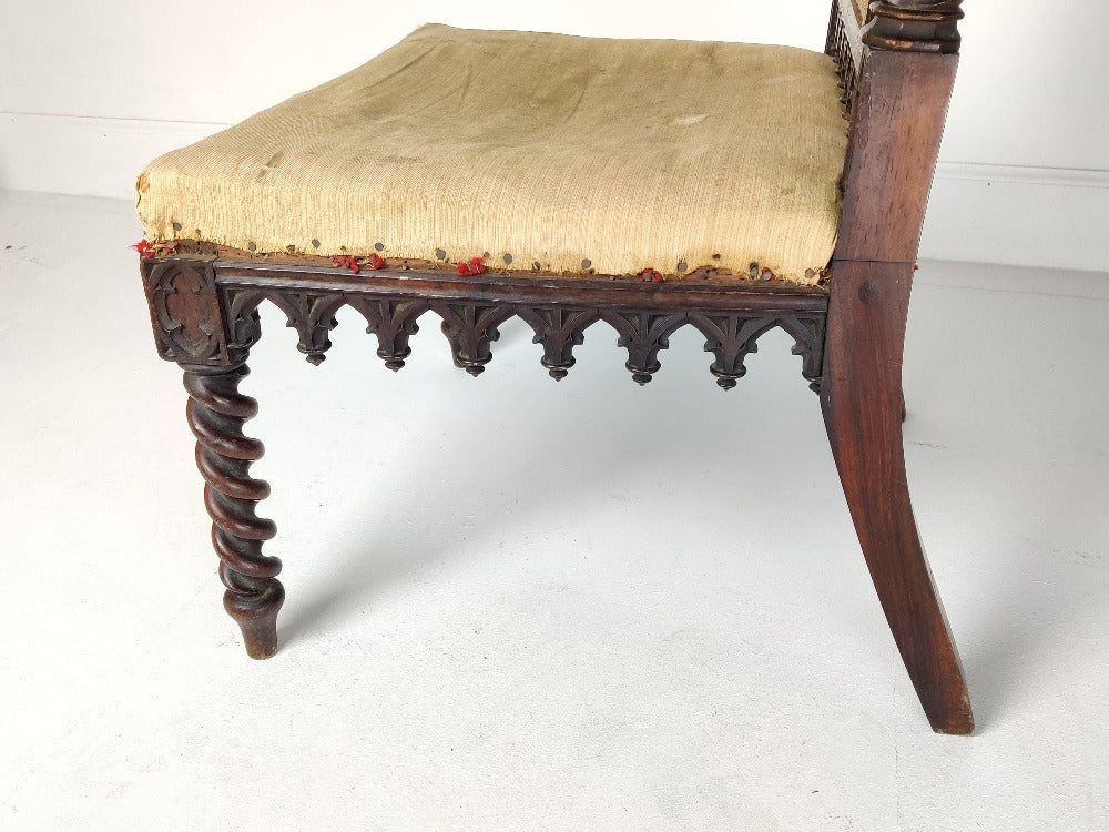 Chair Gothic Revival - Throne