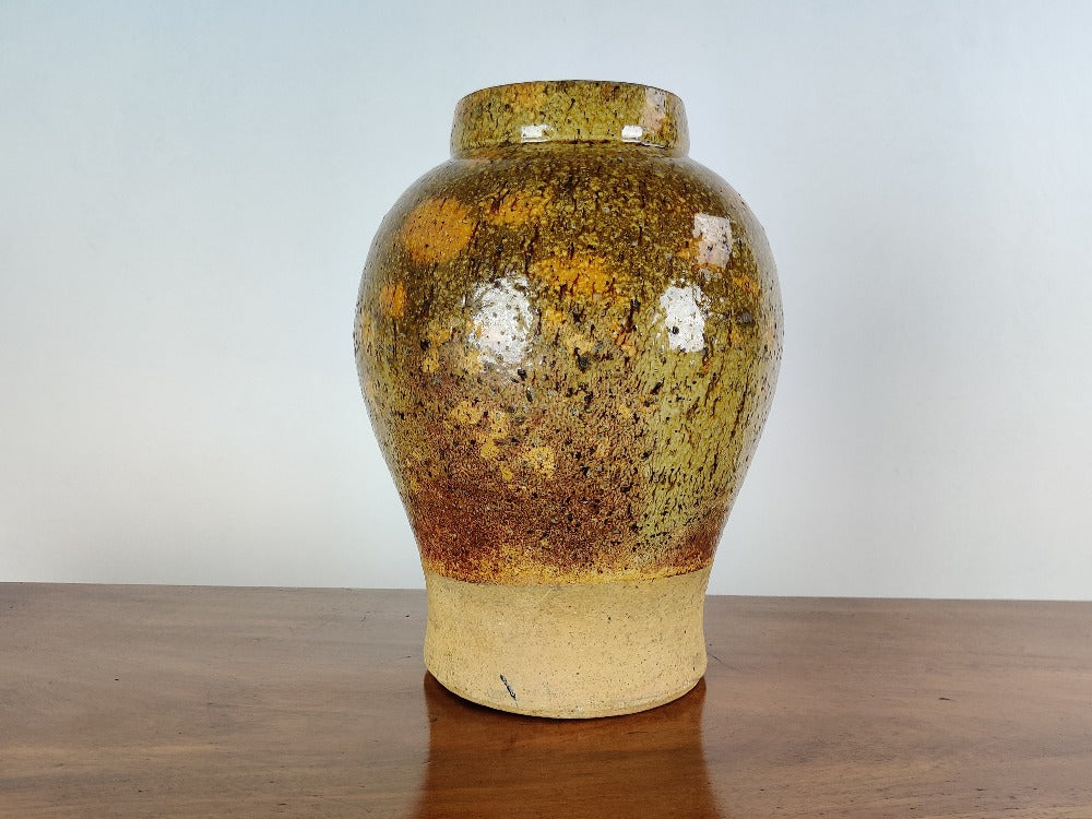 18th century salt gazed pot