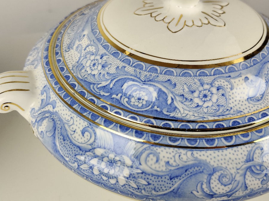 Blue & White Tureens/Entrée Dishes
