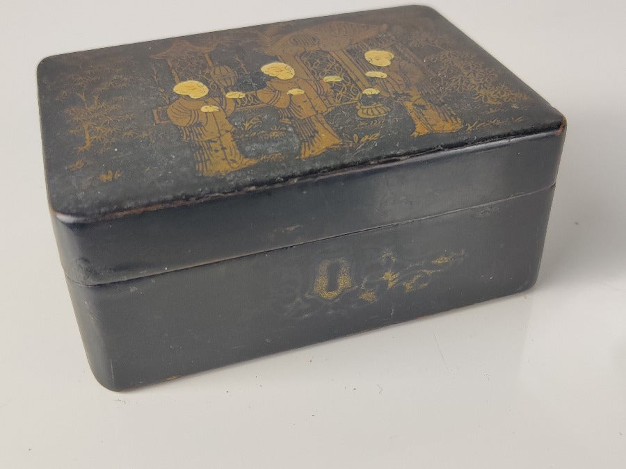 Gilt & Black Lacquer Box