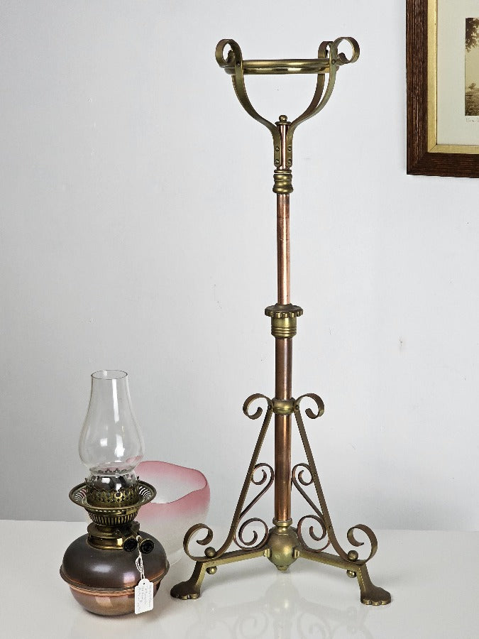 antique rise and fall oil lamp