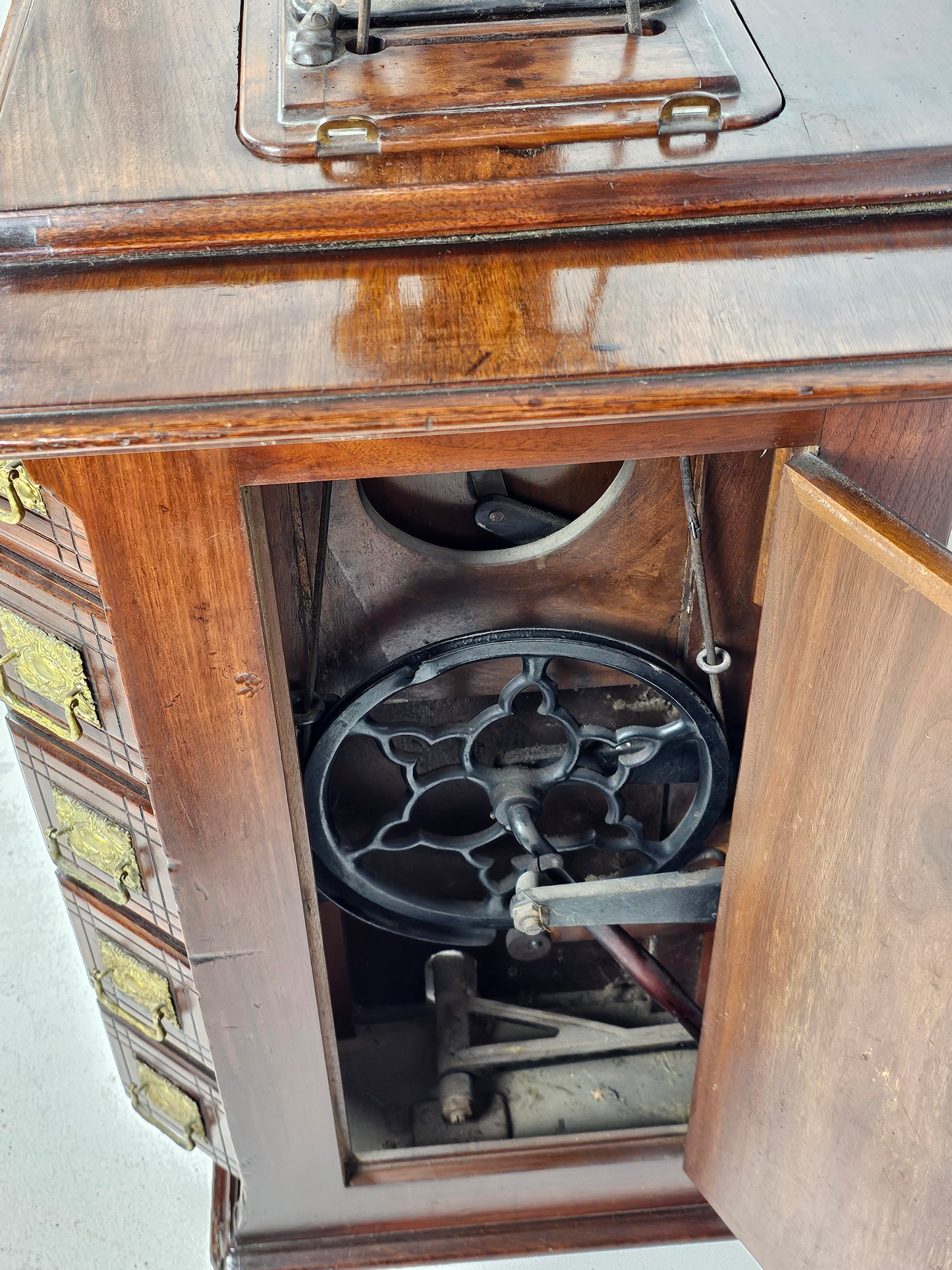 Vintage Singer Treadle Sewing Machine