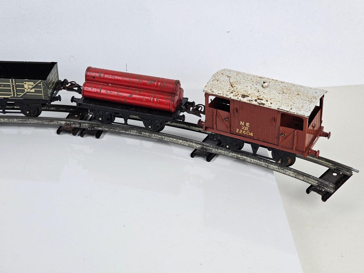 Hornby 'O' gauge LNER engine & tender