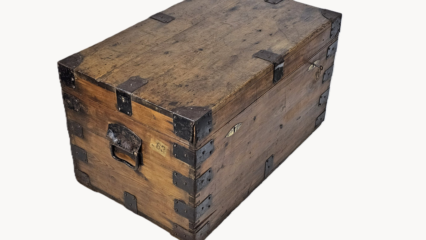 Antiques chest