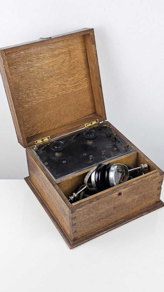 Crystal radio set