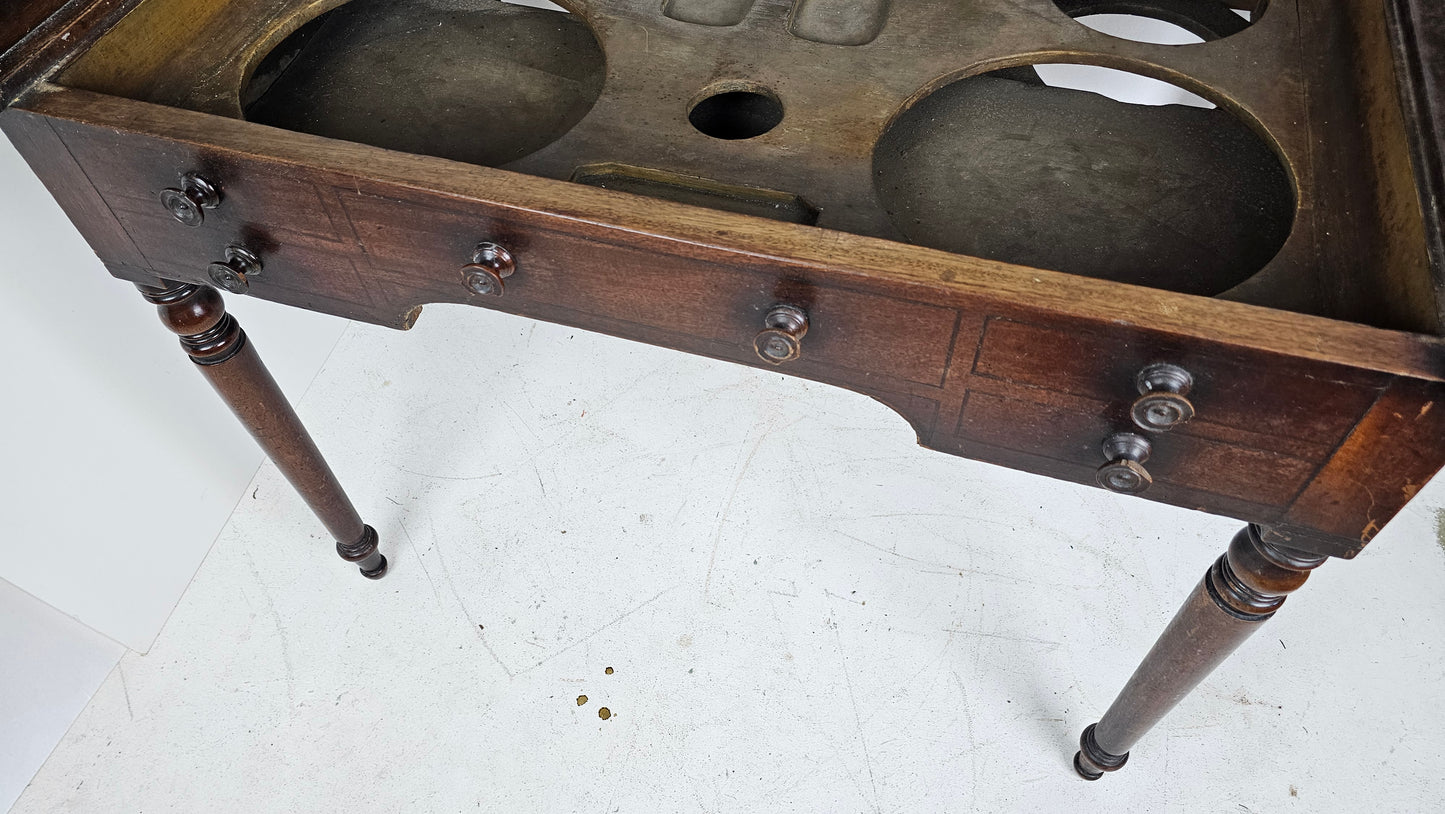 Georgian Wash Stand/Table