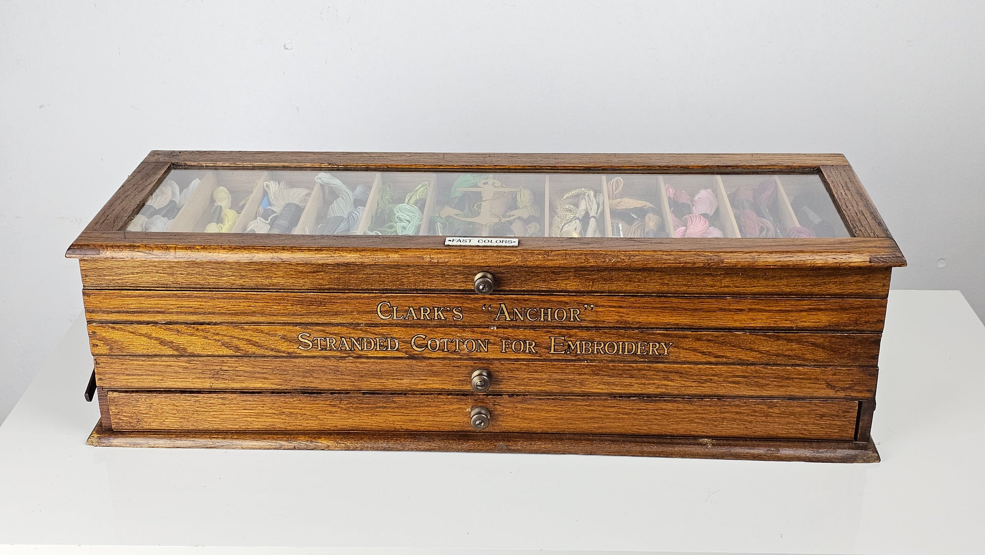 Clarks haberdashery thread box