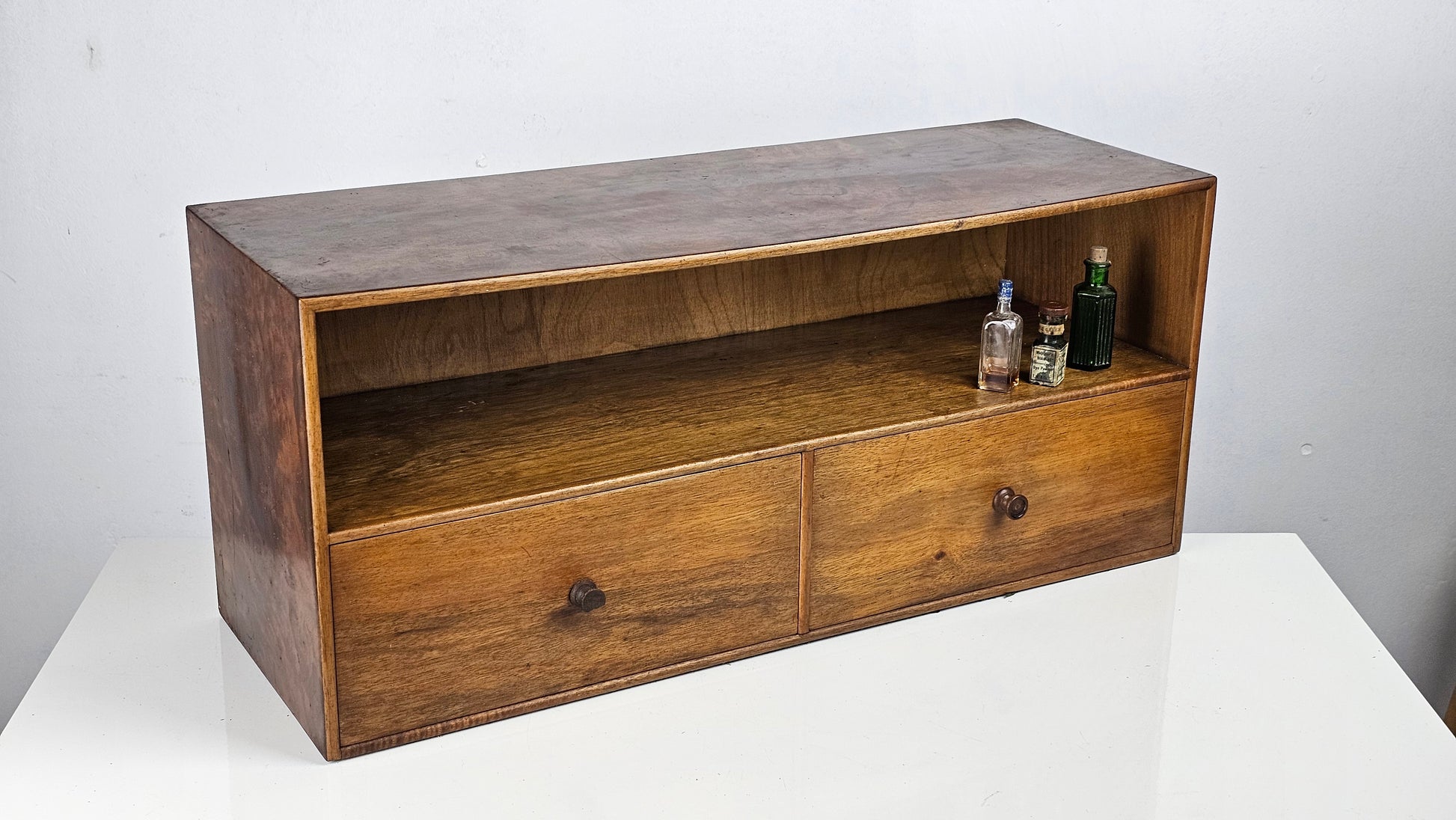 Shop Counter Display Chest