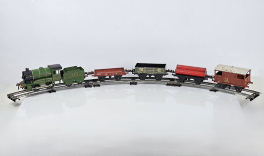 Hornby 'O' gauge LNER engine & tender