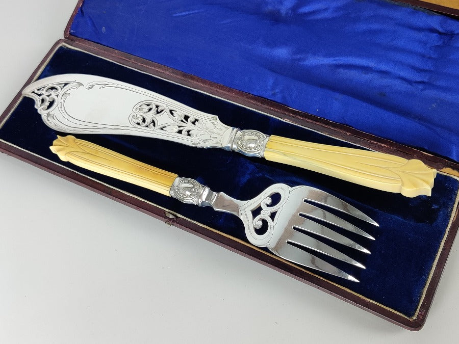 Vintage Boxed Silver Fish Servers