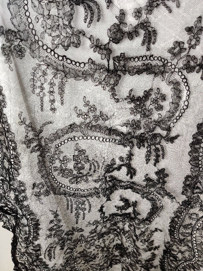 chantilly lace  shawl