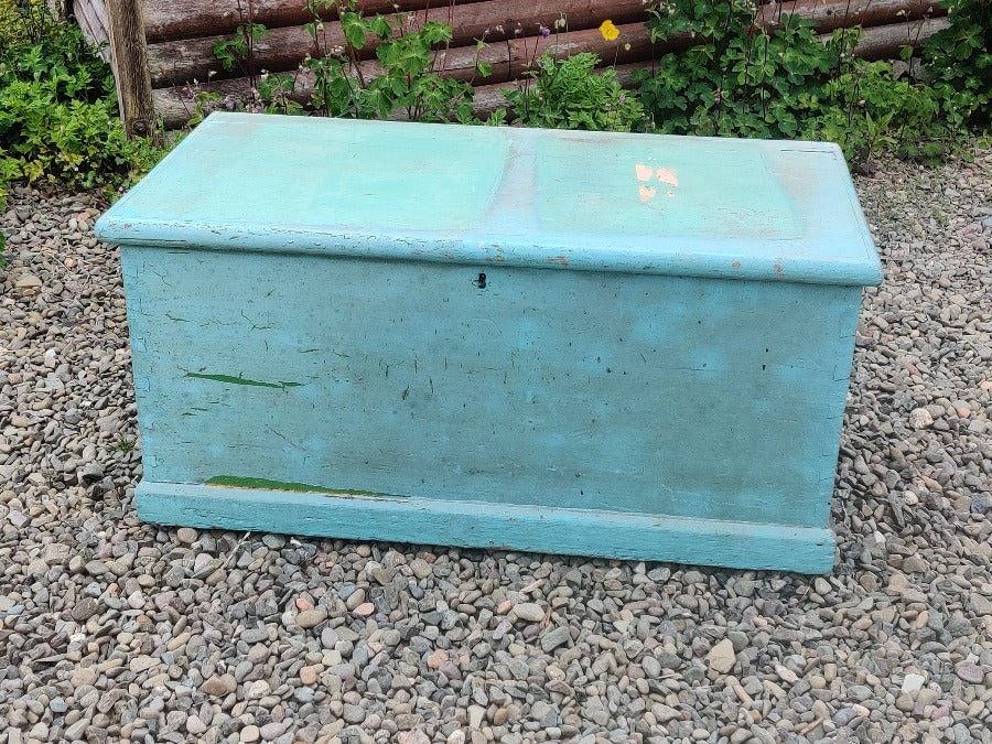 antique painted box