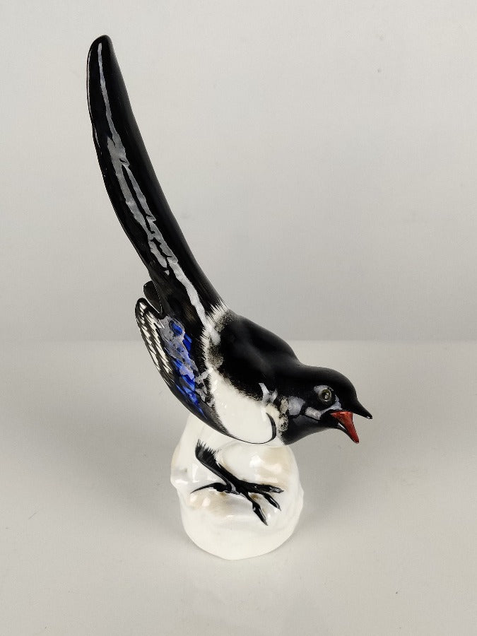 Porcelain Magpie Bird