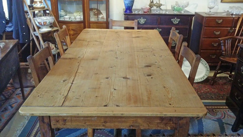 Farmhouse Pine Kitchen Table.