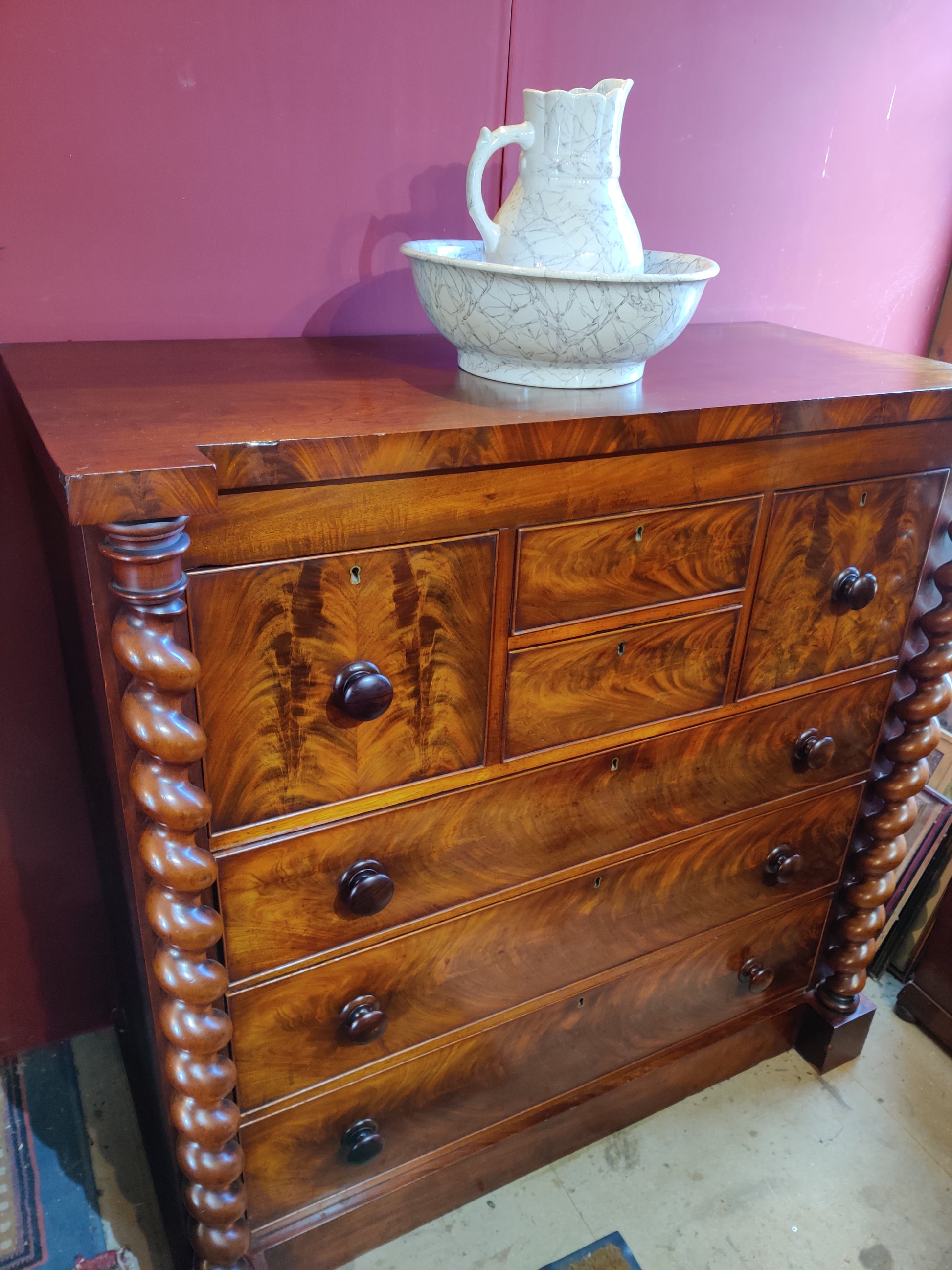 Vintage Chest of drawers