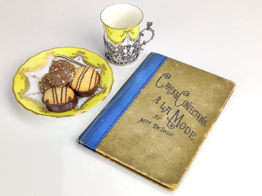Vintage Baking-Cookery Book