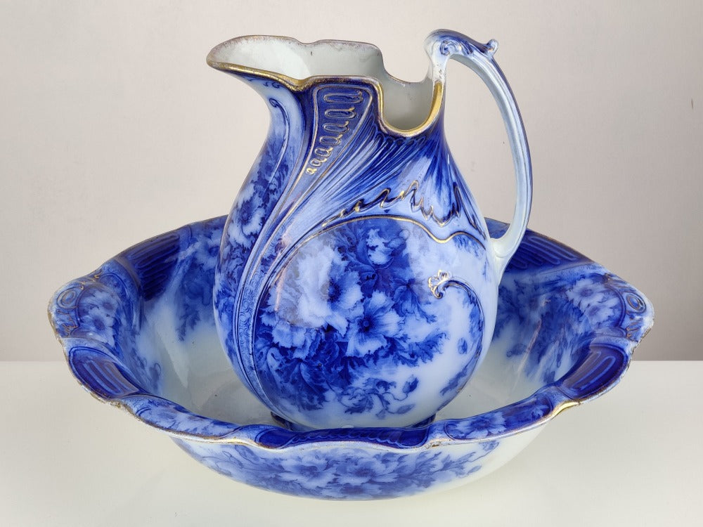 Flow blue ewer and basin