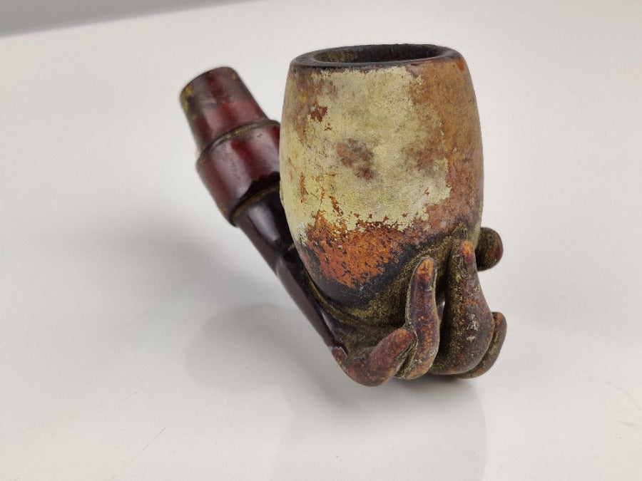 Carved pipe
