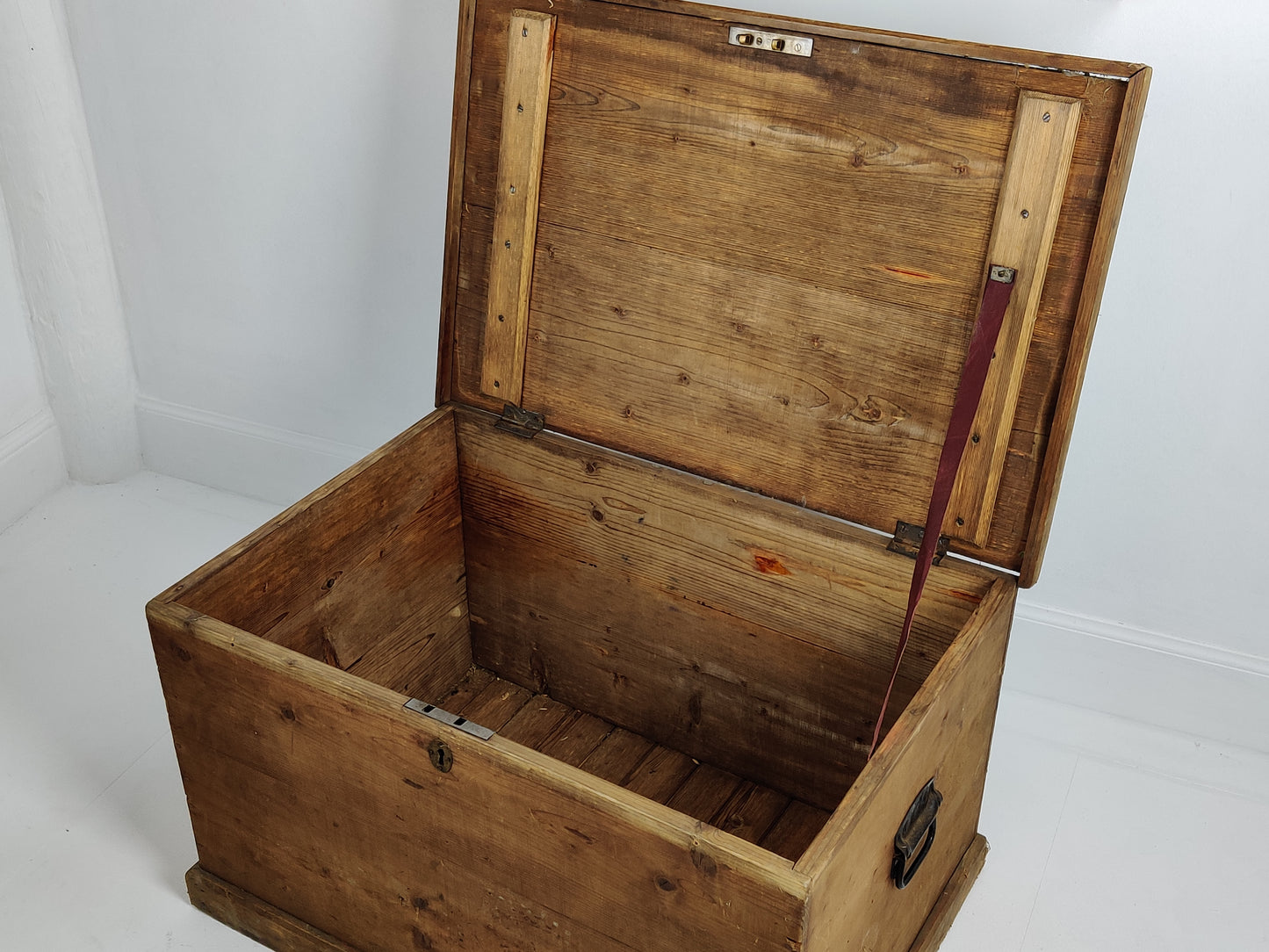 Victorian Pine Box