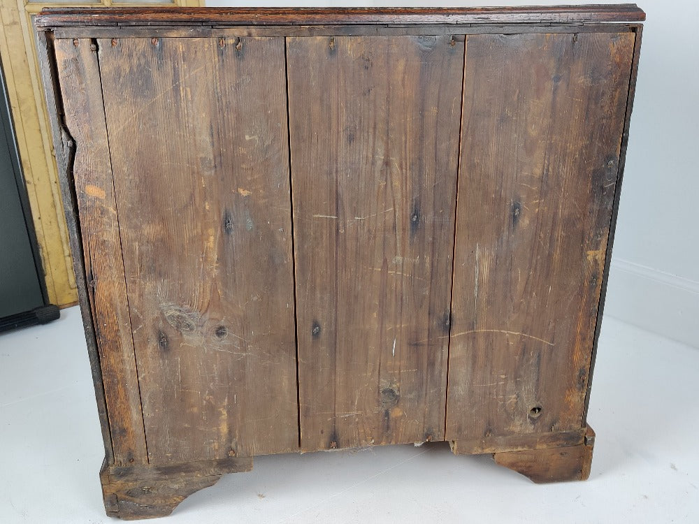 Early English Bachelor Chest of Drawers - George I