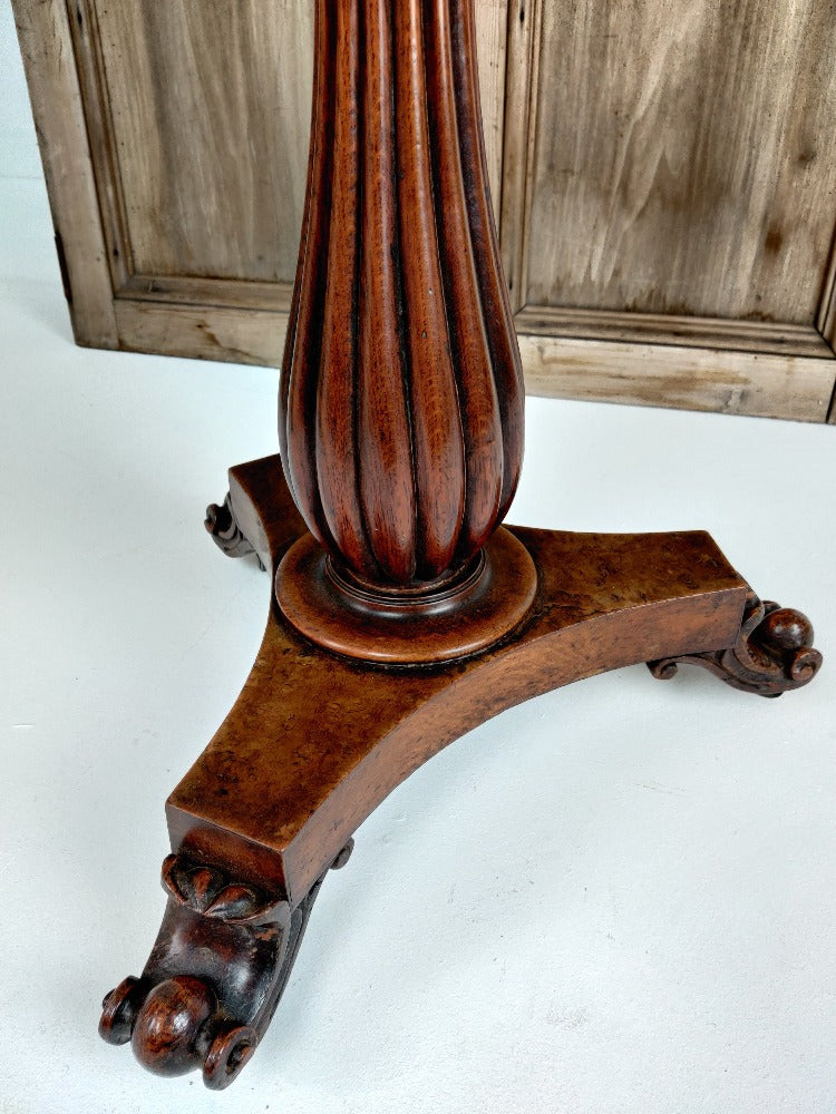 Antique wooden clearance teapoy